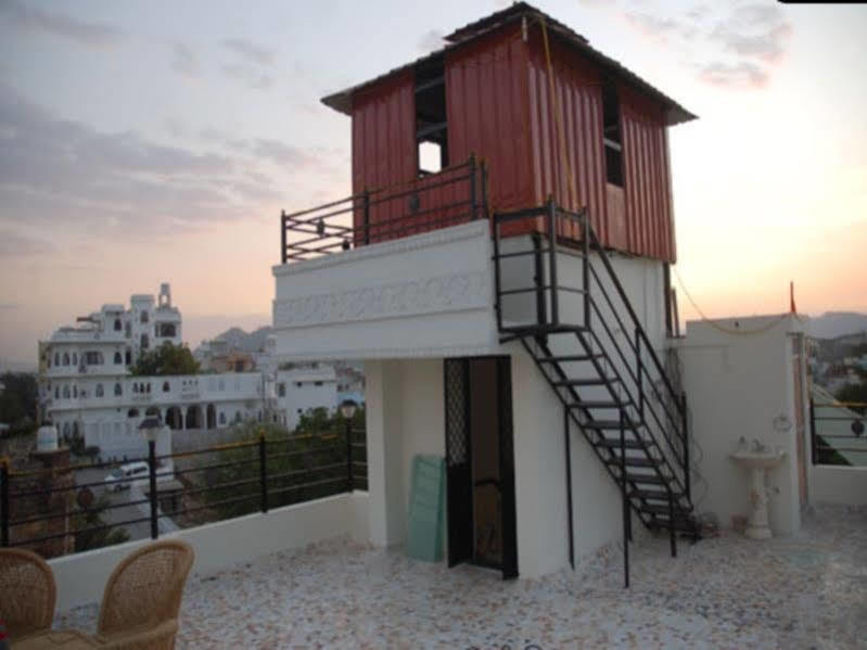 Whereabout Hostel Udaipur Eksteriør bilde
