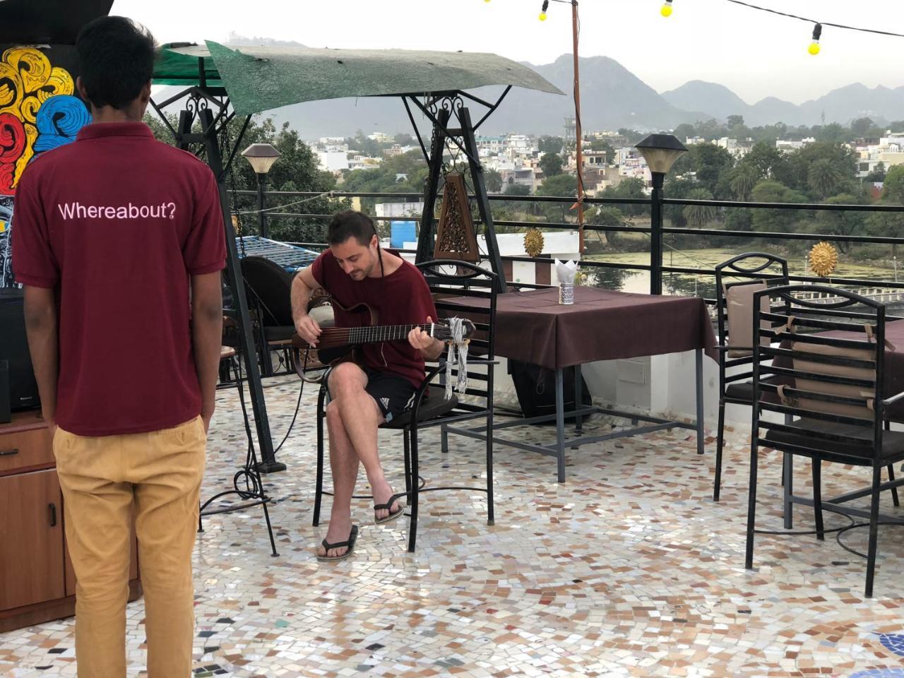 Whereabout Hostel Udaipur Eksteriør bilde