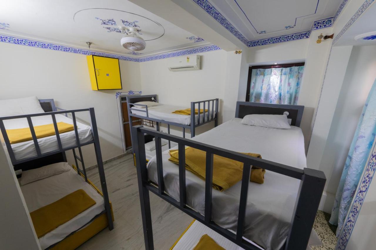 Whereabout Hostel Udaipur Eksteriør bilde